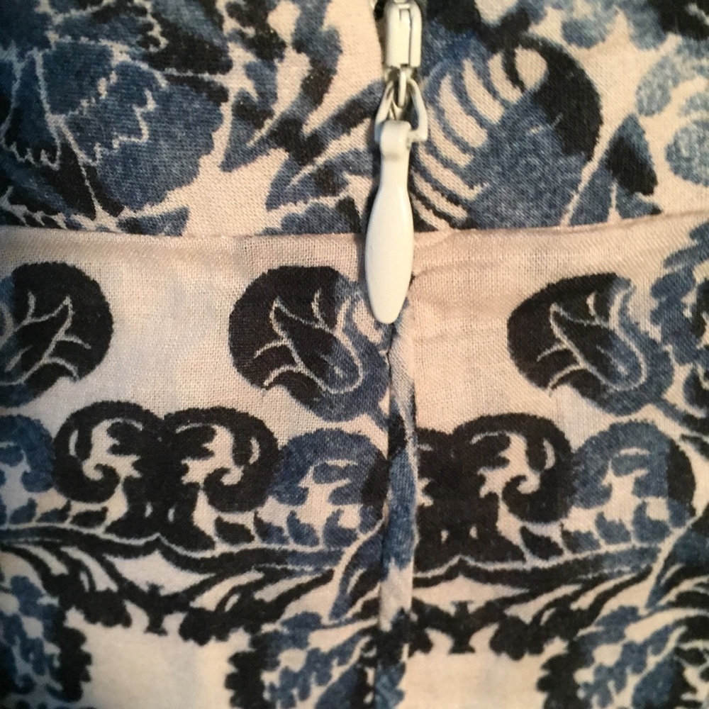 Ann Taylor skirt size 4 - Picture 3 of 6